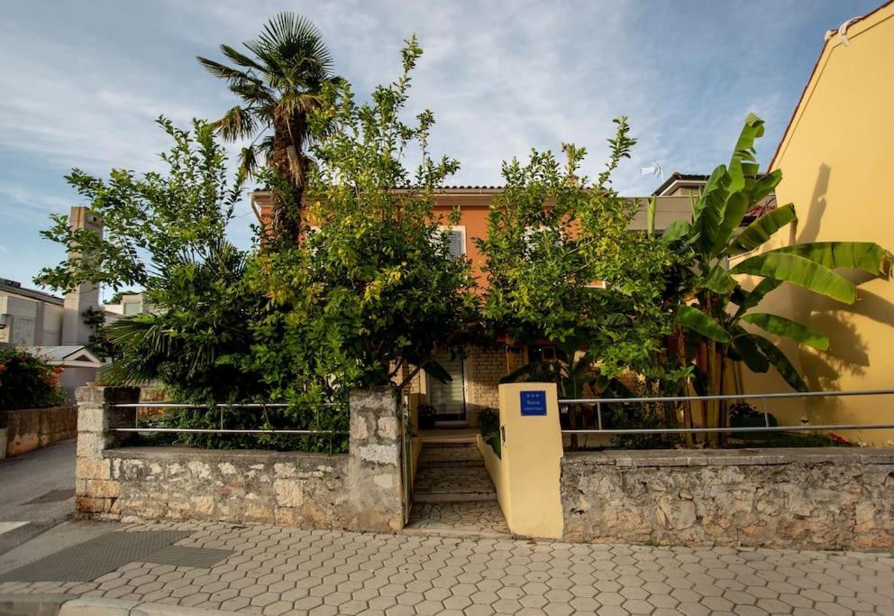 Appartamento Apartman Den,Rovinj Oaza U Centru Grada I Besplatnim Parkingom Esterno foto